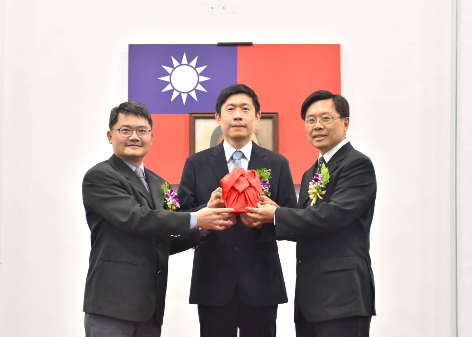 桃園環保局團隊穩健交接　2位專業主管履新上任　延續施政動能 (1).jpg